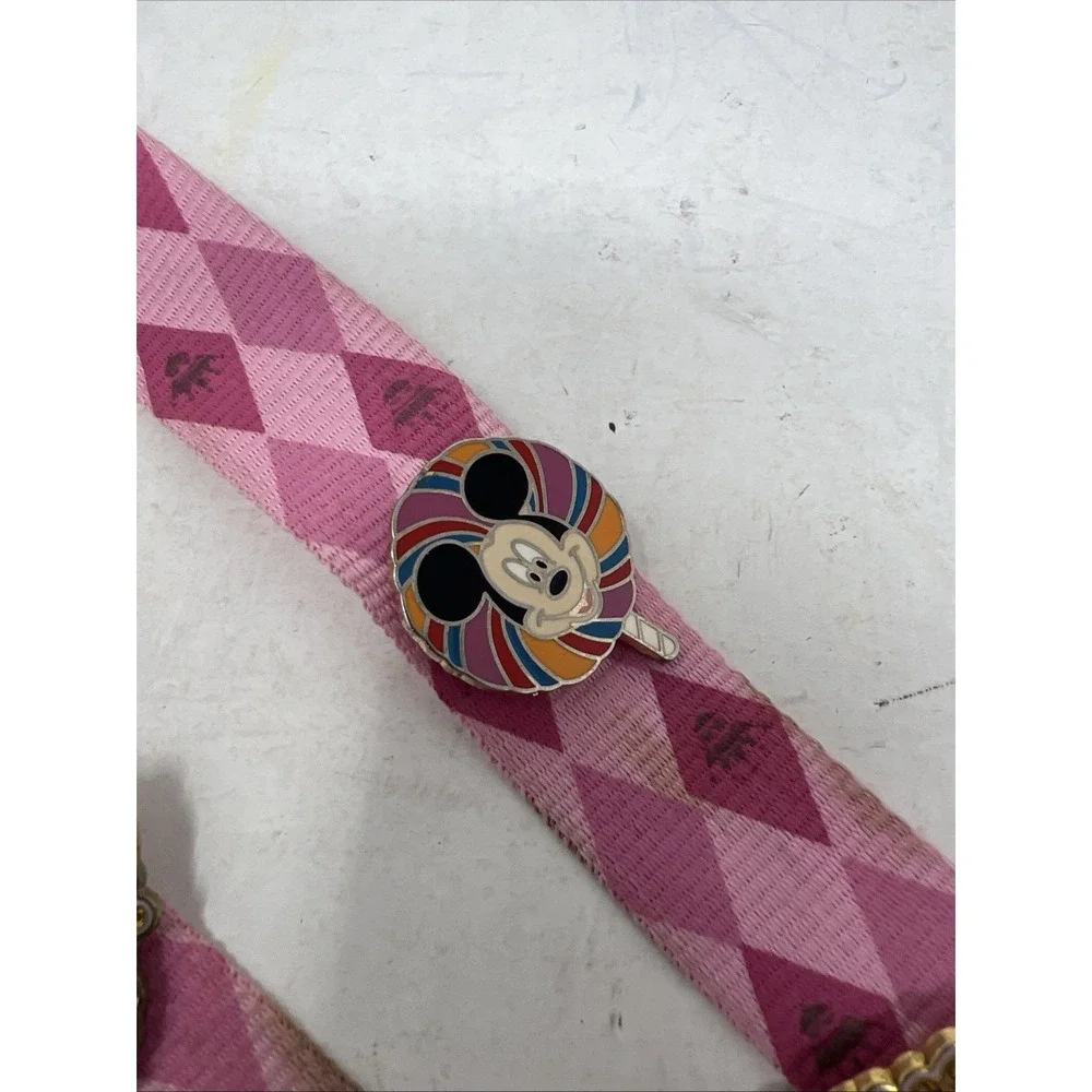 Disney Princess Lanyard And 5 Pins‎ Lot Mickey Tinkerbell Cinderella
